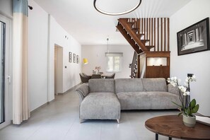 Villa (3 Bedrooms) | Interior