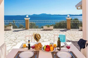 Interior - Villa Angela Nissaki (Corfu)