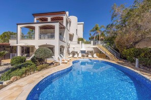 Villa (5 Bedrooms) | Front of property - Amelia Bay (Pegeia)