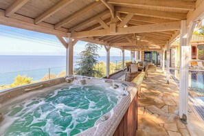 Villa (4 Bedrooms) | Exterior