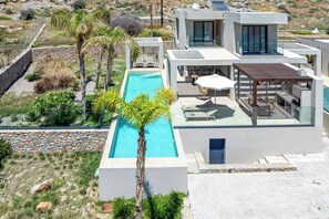 Villa (4 Bedrooms) | Esterni