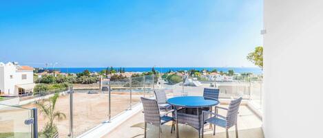 Villa (5 Bedrooms) | Exterior