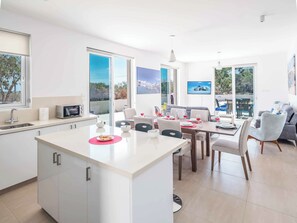 Villa (5 Bedrooms) | Intérieur
