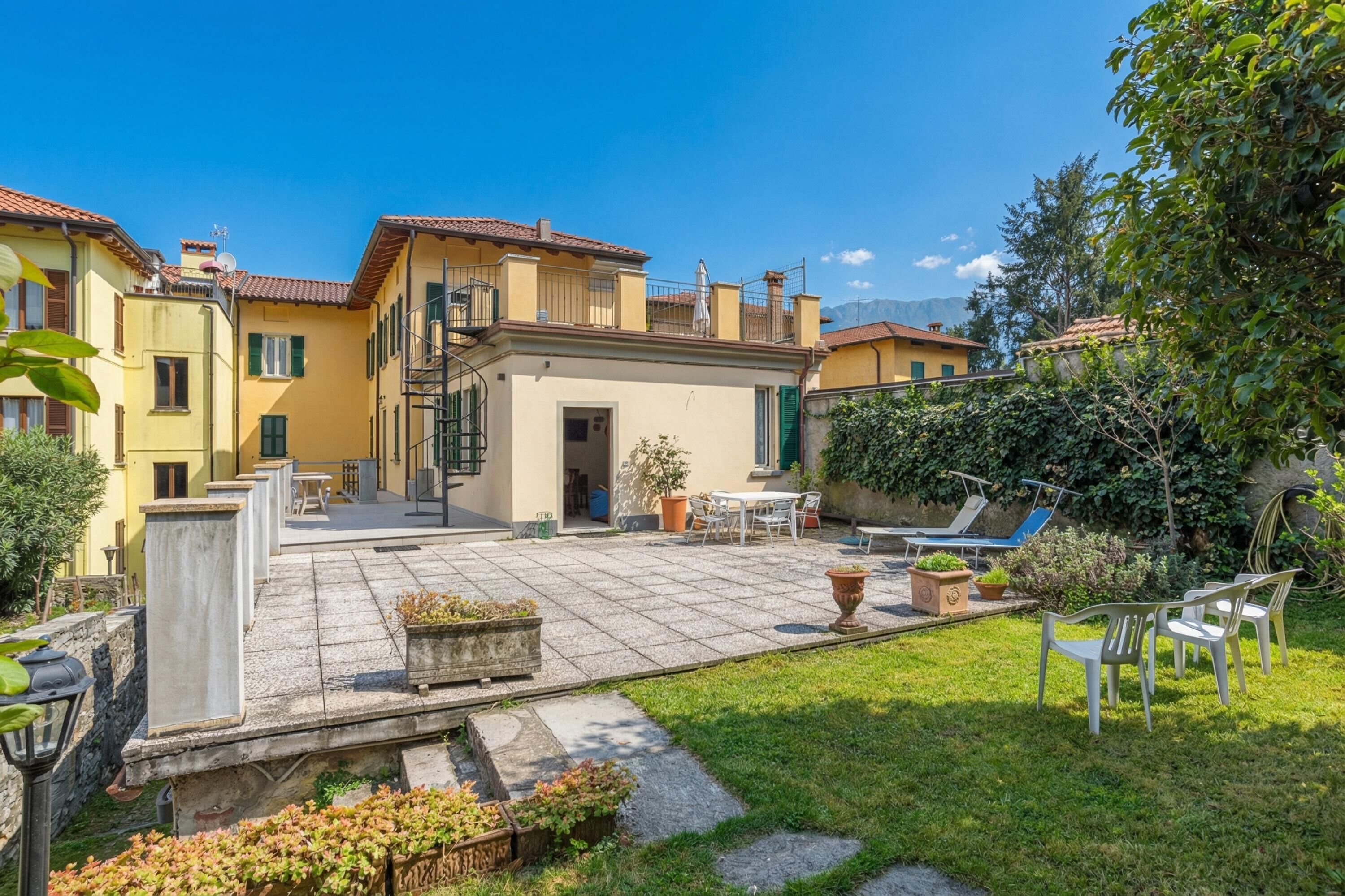 Familienapartment, Mehrere Schlafzimmer (Casa Caterina) | Garten