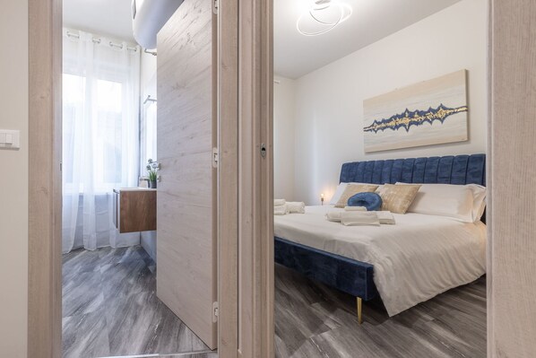 아파트, 흡연 | 1 개의 침실