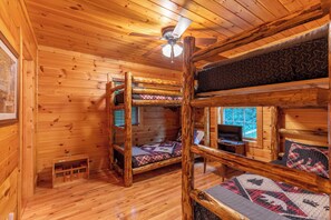3 Schlafzimmer, individuell dekoriert, individuell eingerichtet