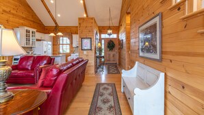 Huis, meerdere bedden, hot tub, uitzicht op bergen (Buena Vista) | Woonruimte | Een open haard