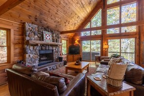 House, Multiple Beds, Hot Tub, Mountain View (Bear Necessities) | Living area - Bear Necessities (Banner Elk)