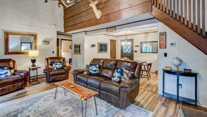 House, Multiple Beds, Hot Tub, Mountain View (Southern Buffalo) | Living area | Fireplace - Southern Buffalo (Banner Elk)