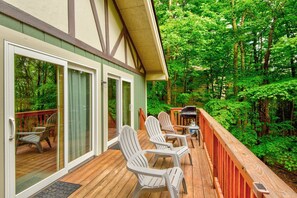 House, Multiple Beds, Hot Tub, Mountain View (Southern Buffalo) | Balcony - Southern Buffalo (Banner Elk)