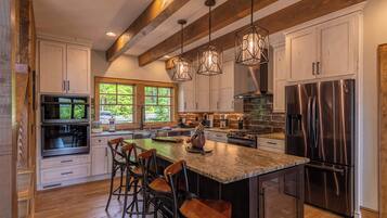 Cabin, Multiple Beds, Hot Tub, Mountain View (Howling at the Moon at Eagles Nest) | Private kitchen | Coffee/tea maker, toaster