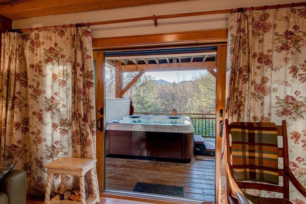 Talo, useita sänkyjä, poreamme, vuoristonäköala (Muir Lodge) | Sisätilat