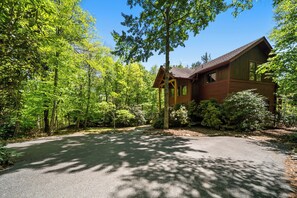 Exterior - Muir Lodge (Blowing Rock)