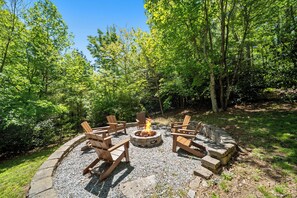 Property grounds - Muir Lodge (Blowing Rock)