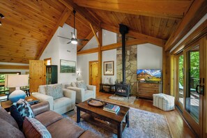 House, Multiple Beds, Hot Tub, Mountain View (Muir Lodge) | Living area | Fireplace - Muir Lodge (Blowing Rock)
