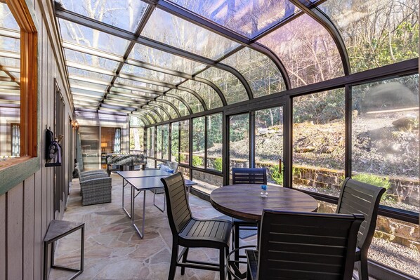 House, Multiple Beds, Patio, Mountain View (Mossy Creek Haus) | Dining - Mossy Creek Haus (Banner Elk)