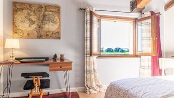 Apartment, Smoking | 2 bedrooms