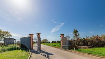 Apartment, Smoking | 2 bedrooms