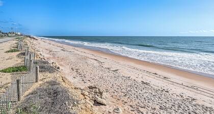 Ormond Beach Condo w/ Ocean Views & Community Pool