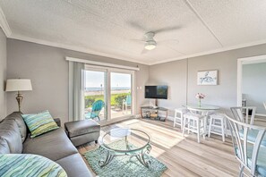 Apartment (2 Bedrooms) | Interior - Ormond Beach Condo w/ Ocean Views & Community Pool (Ormond Beach)