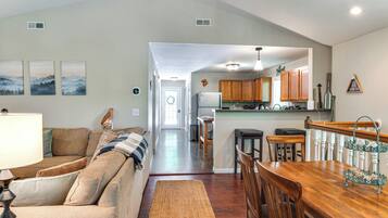Cottage (3 Bedrooms) | Interior