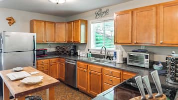 Cottage (3 Bedrooms) | Interior