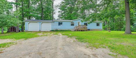 Rumah (3 Bedrooms) | Bagian depan properti