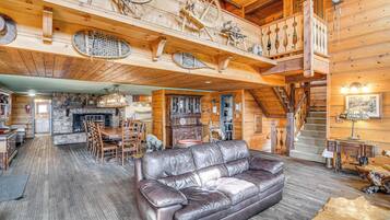 Maison (Multiple Bedrooms) | Intérieur