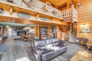 House (Multiple Bedrooms) | Interior