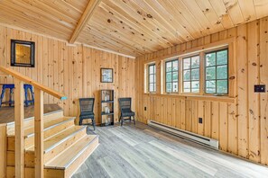 Apartment (1 Bedroom) | Interior - Pet-friendly Boonville Apt w/ Deck on Main Street! (Boonville)