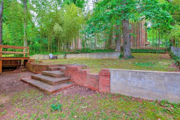 Apartment (2 Bedrooms) | Interior - Takoma Park Apartment: Trail Access, 8 Mi to DC! (Takoma Park)