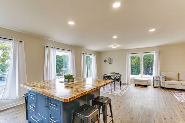 Apartment (3 Bedrooms) | Interior - Grill, Boat Slip, & Game Room: Calm Cove Apt! (Osage Beach)