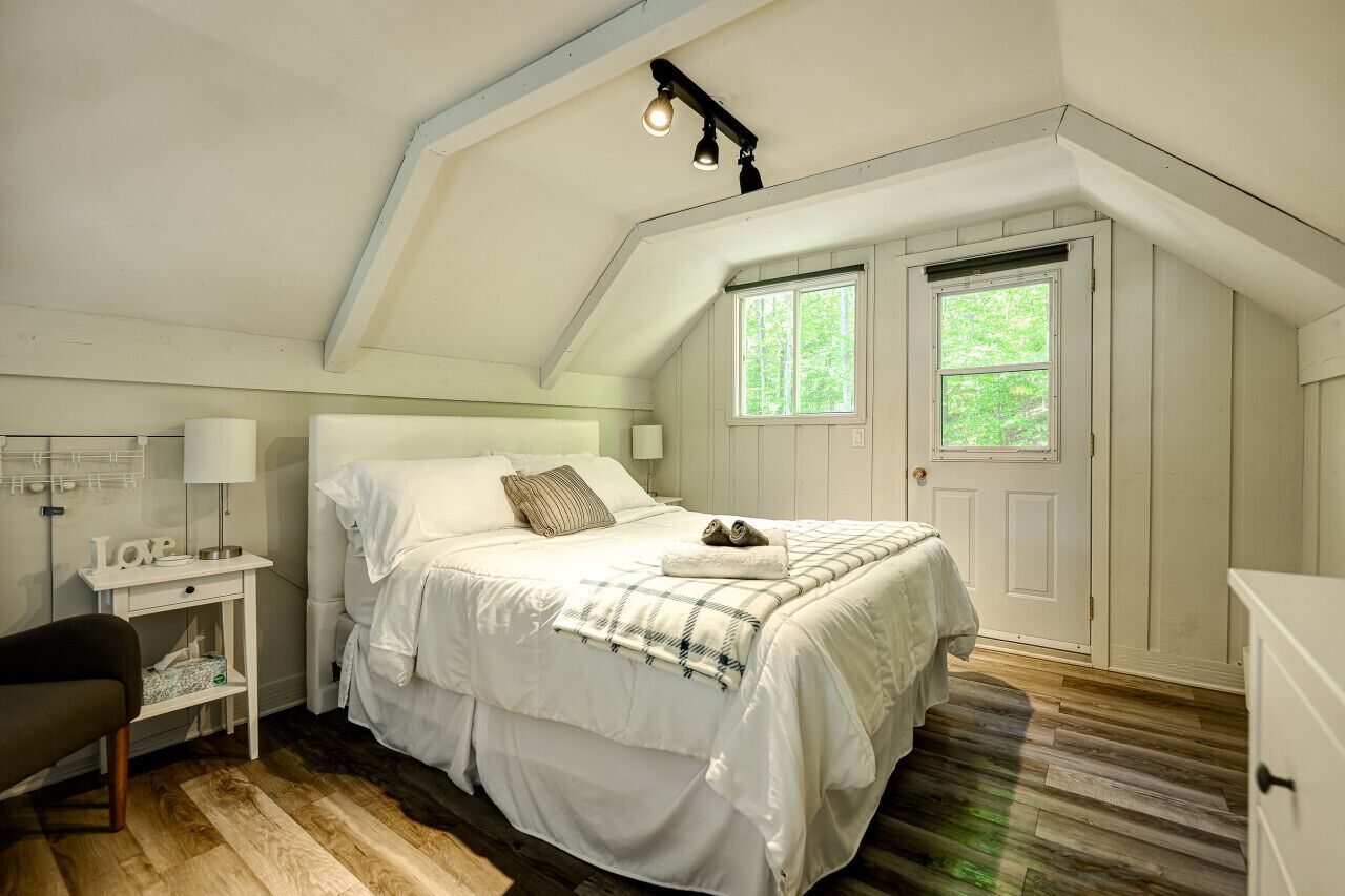 3 camere, una scrivania, ferro/asse da stiro, Wi-Fi gratuito