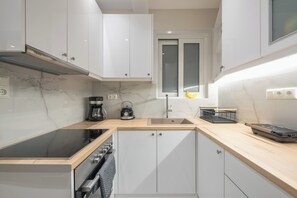 Comfort-Apartment, Balkon | Eigene Küche | Espressomaschine, Wasserkocher mit Kaffee-/Teezubehör, Wasserkocher