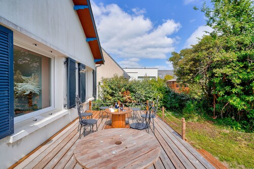 Jolie maison pour 4 - 300m plage et étang