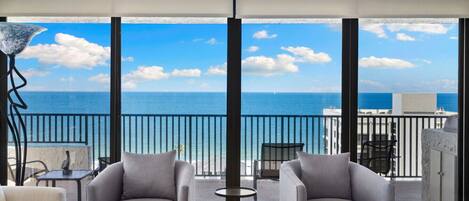 Smart TV, chimenea, estéreo, oficina