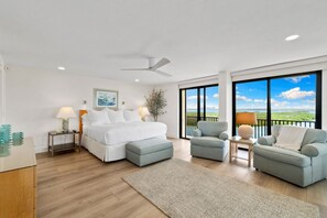 4 Schlafzimmer, Schreibtisch, Bügeleisen/Bügelbrett, Reisekinderbett