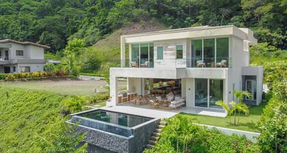 Modern Luxury 4 Bedroom Fairway Dream Home.
