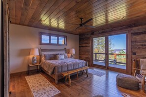4 bedrooms, individually decorated, individually furnished, bed sheets - Ridgeline View at Eagles Nest (Banner Elk)