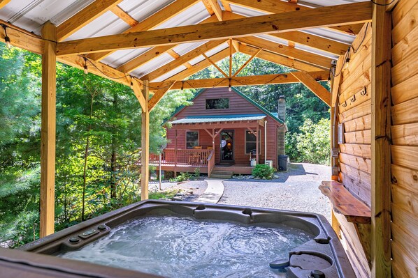 Cabin, Multiple Beds, Hot Tub, Mountain View (Blue Flower Cabin) | Terrace/patio - Blue Flower Cabin (Lenoir)