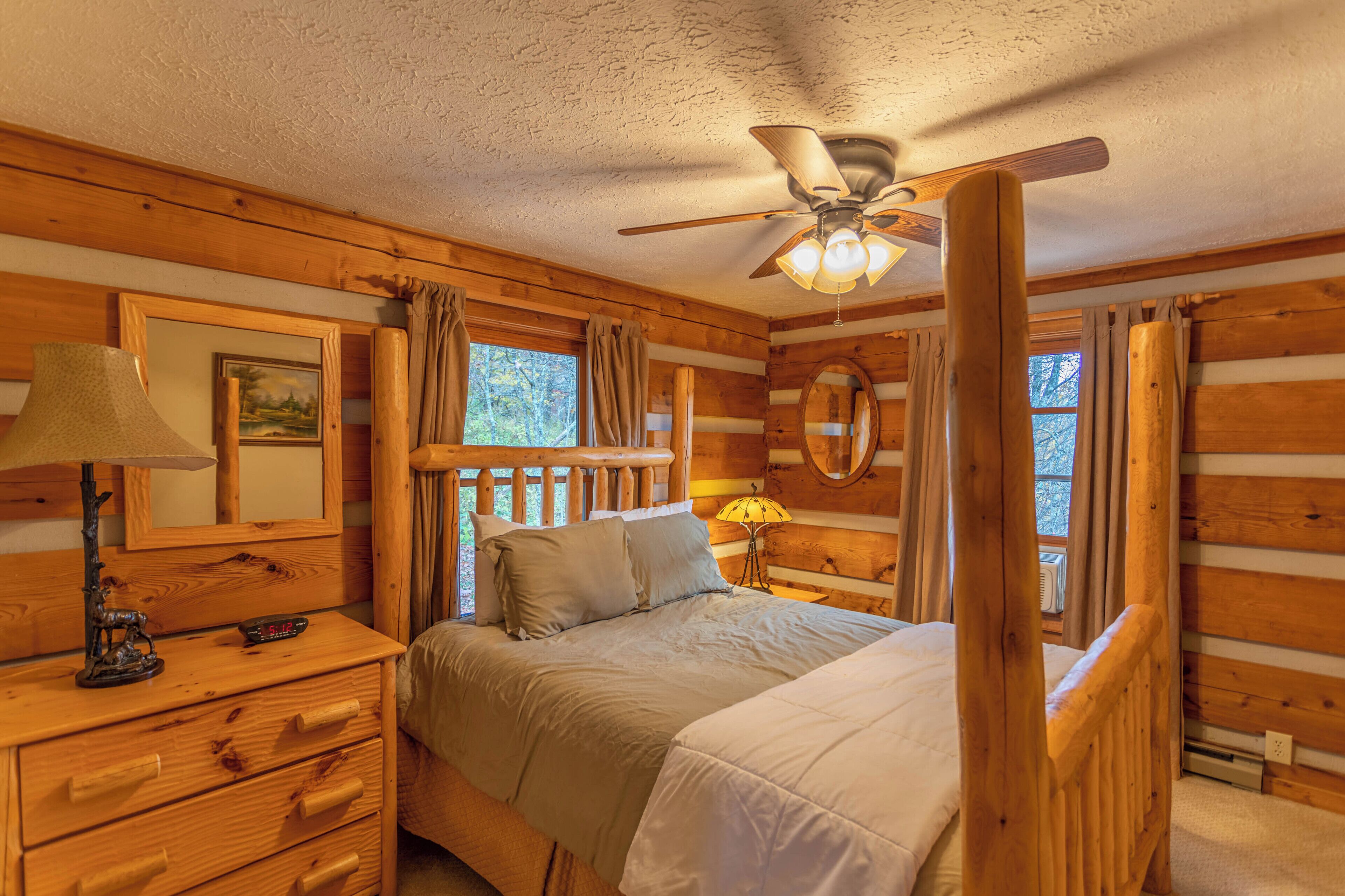 2 bedrooms, bed sheets