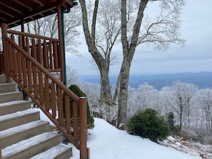 Property grounds - Cardinal's View Lodge (Blowing Rock)
