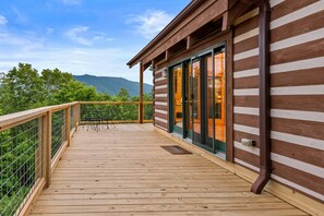 Terrace/patio - Pretty Spectacular (Banner Elk)