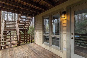 Property grounds - Crooked Creek Inn at Yonahlossee (Boone)