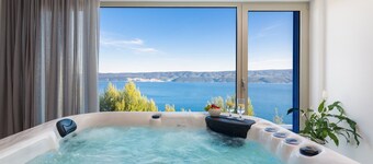 Boutique Villa Nana with SPA zone, Heated pool and elevator