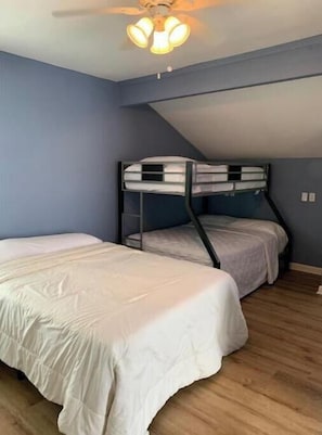 2 bedrooms, free WiFi, bed sheets