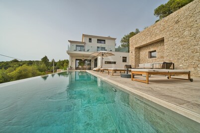Evelinas View in Porto Heli