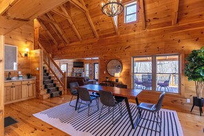 House, Multiple Beds, Hot Tub, Mountain View (The Mountainbrier) | Dining - The Mountainbrier (Banner Elk)