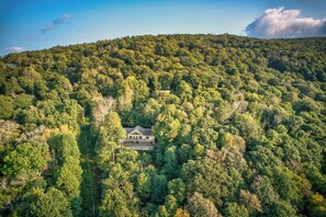 Aerial view - Above it All (Blowing Rock)