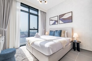 4 bedrooms, in-room safe, iron/ironing board, free WiFi - Stunning 3BR with Asst Rm in Creek Edge Tower 1 by Deluxe Holiday Homes (Dubai)